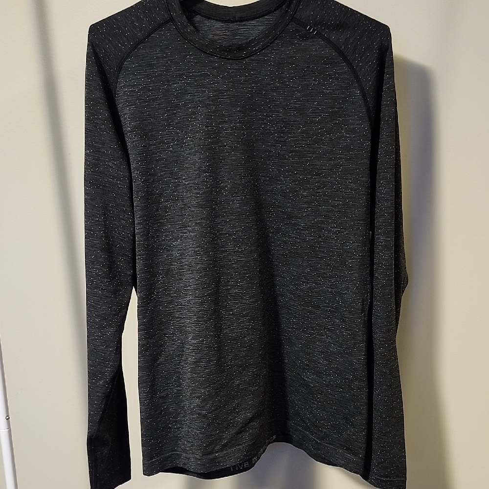 lululemon athletica Black Long Sleeve Tee
